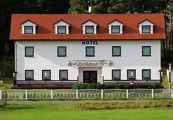 Hotel Am Schiffshebewerk Niederfinow Екстериор снимка